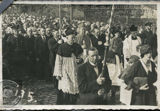 Bukowiec. Wizytacja parafii przez biskupa Walentego Dymka - czerwiec 1937 rok.