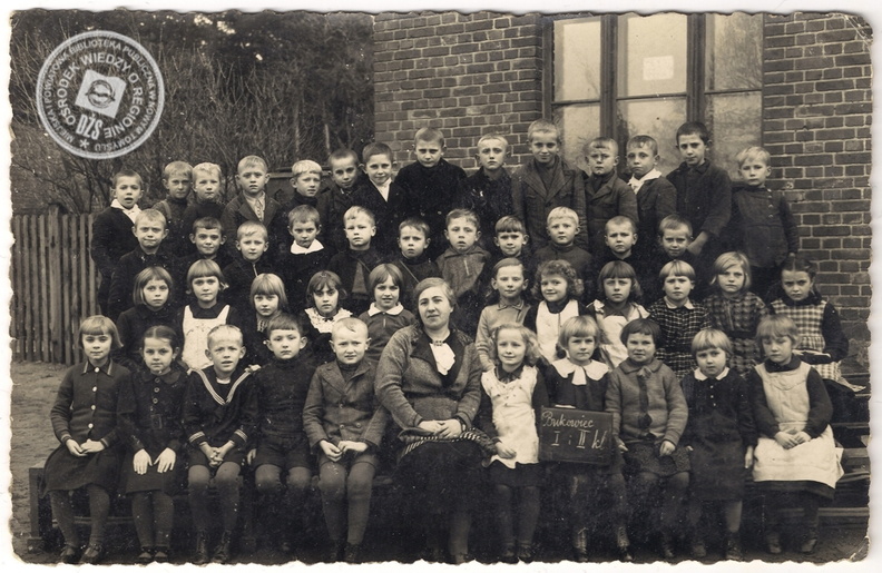 talarowska_elzbieta_gm_szkola_w_bukowcu_rok_szkolny_1938_39.jpg