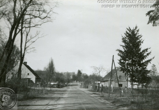 Droga prowadząca z Nowego Tomyśla do Wytomyśla, 1975 r.