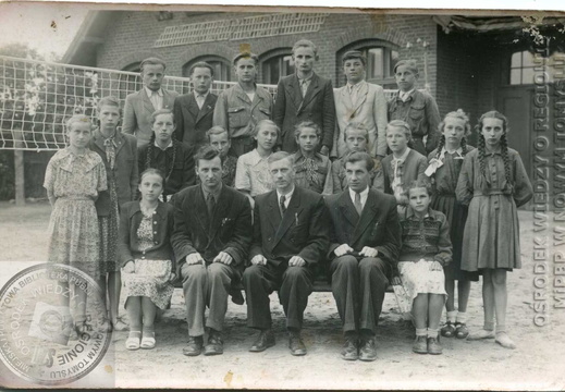 Szkoła Podstawowa w Wytomyślu - 1953 r.