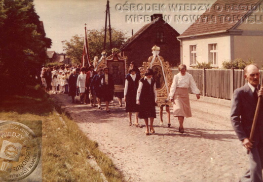 Wytomyśl. Procesja - I Komunia Święta, lata 70-te XX wieku