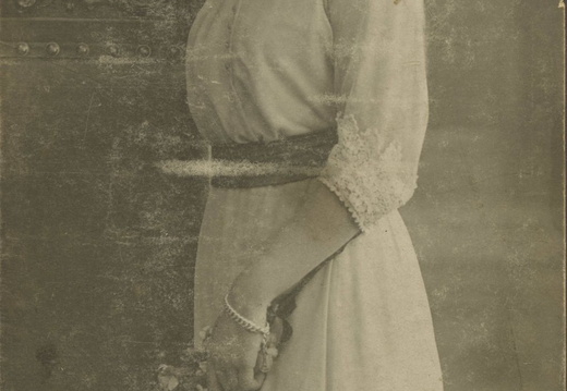 Mieszkańcy. Hilda Hahn, 1912 rok