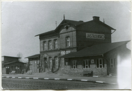 Dworzec PKP w Jastrzębsku Starym, rok 1990