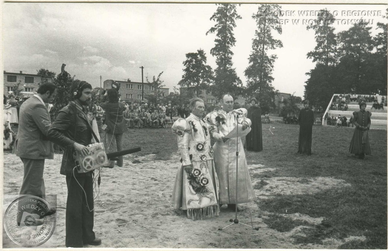 022_Jarmark_Chmielowikliniarski_1978_gm_zbiory_MiPBP_NT_01.jpg