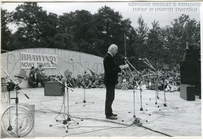 090_Jarmark_Chmielowikliniarski_1984_gm_zbiory_MiPBP_NT_01.jpg
