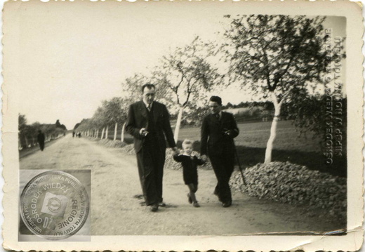 Spacer w kierunku wyjazdu na Bolewice - maj 1939 r.