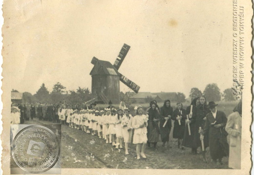 Procesja Bożego Ciała. Wąsowo, 1947 r.